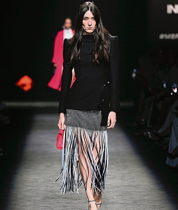 Imagen secundaria 2 - «Hemos hecho una selección de vestidos icónicos que parte desde 2016»