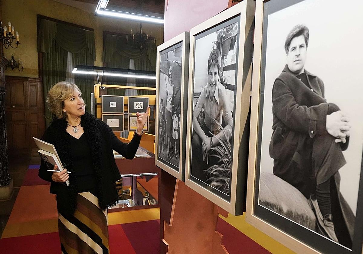 Ana Iríbar, en la exposición en memoria de su marido, el político Gregorio Ordóñez, inaugurada en San Sebastián el 23 de enero de 2020.