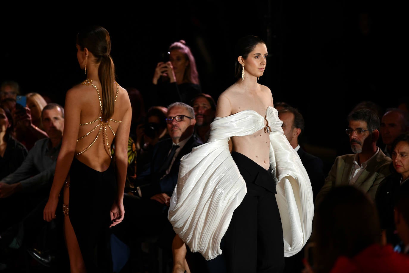 Isabel Sanchis se estrena en San Sebastián Moda Festival a lo grande