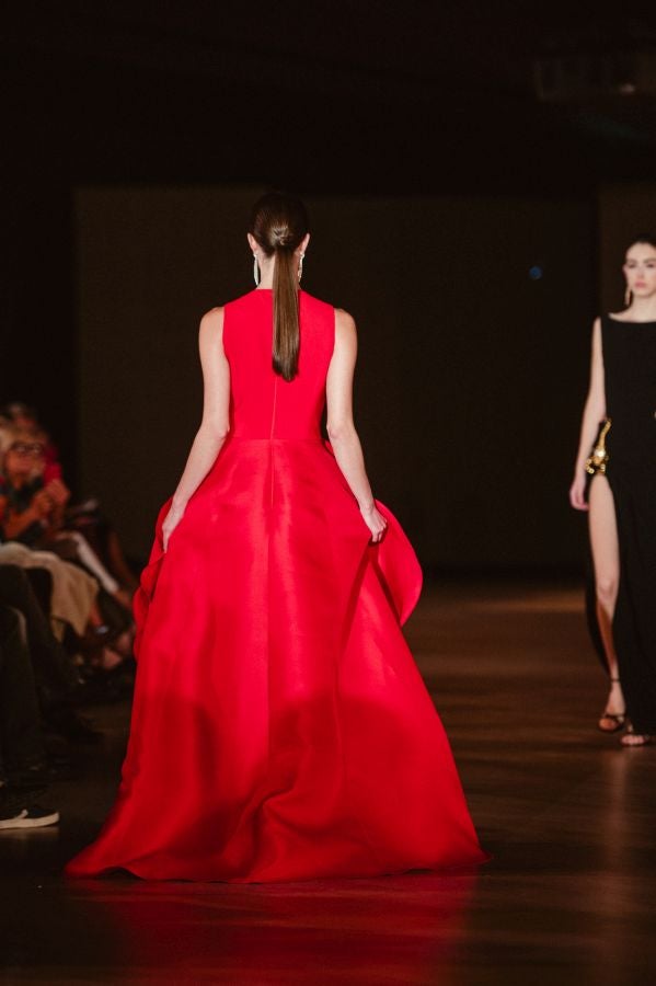 Desfile de Isabel Sanchis en Balenciaga