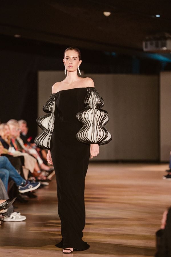 Desfile de Isabel Sanchis en Balenciaga