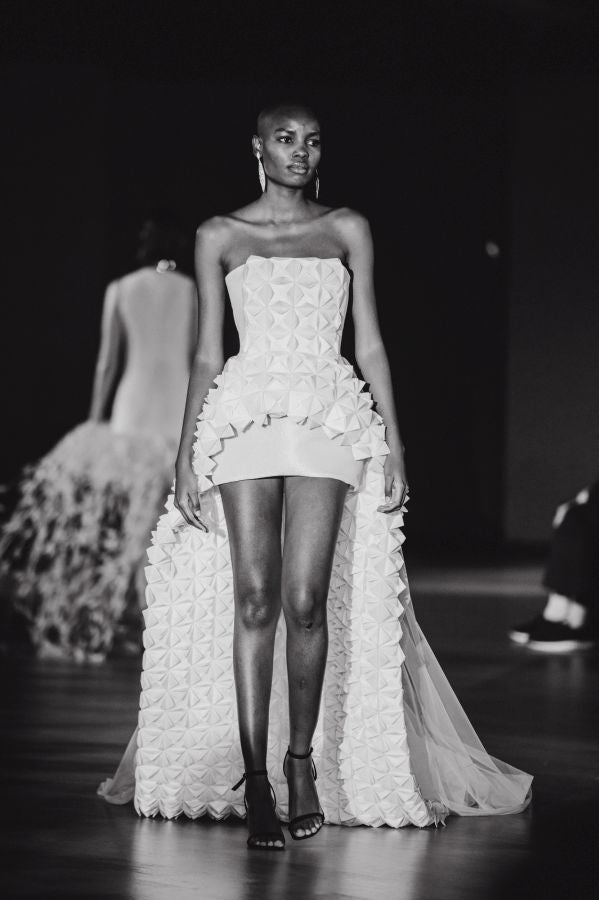 Desfile de Isabel Sanchis en Balenciaga