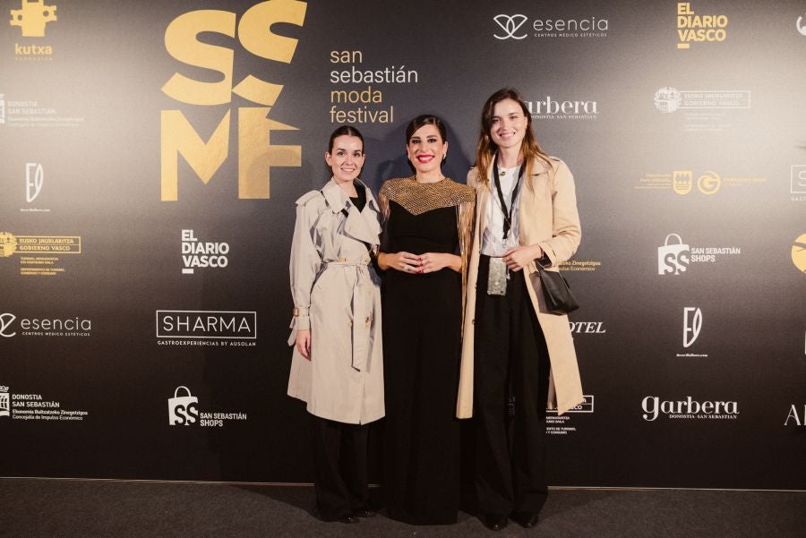 Photocall del desfile de Isabel Sanchis