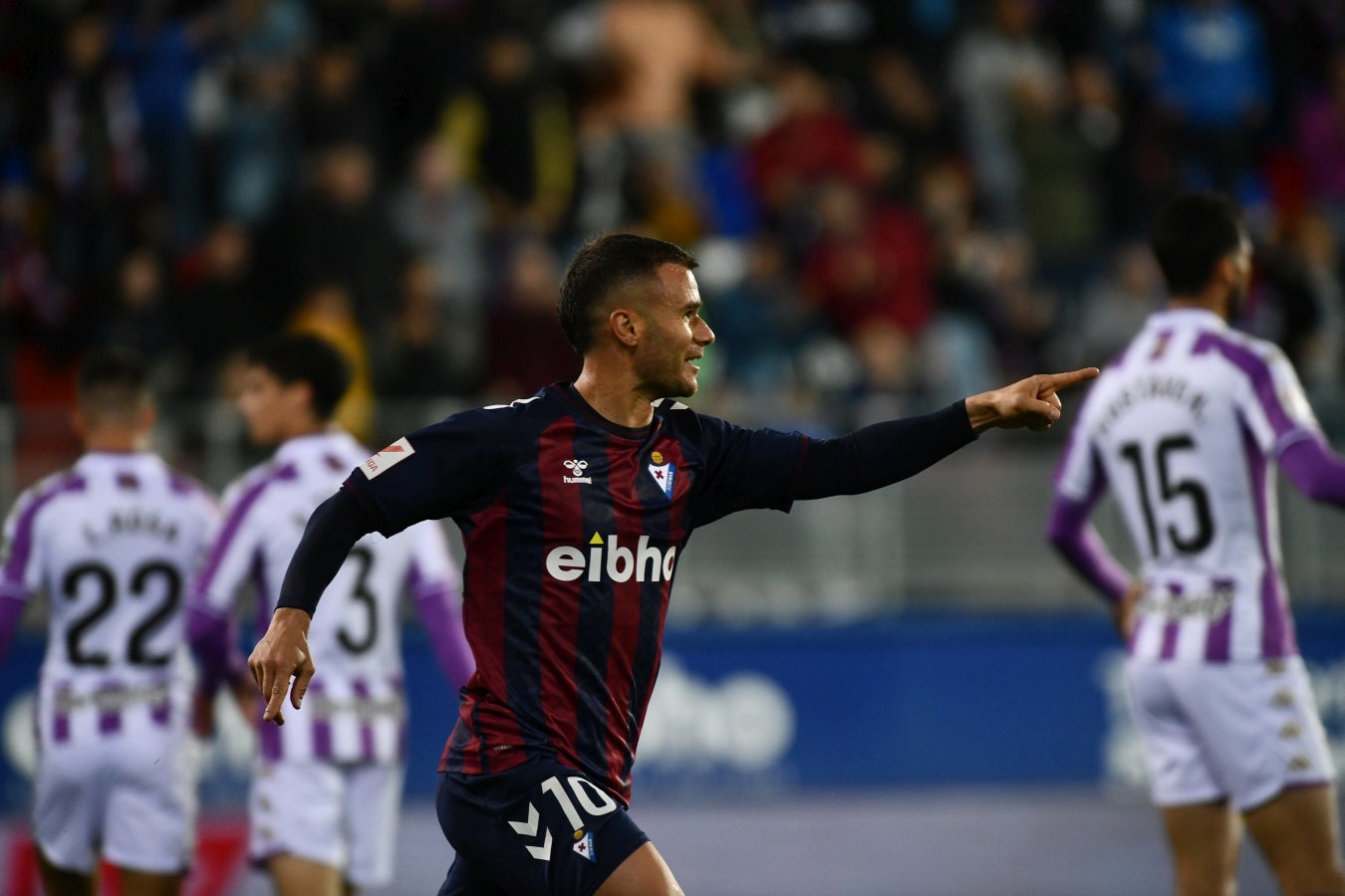 Las mejores imágenes de la &#039;manita&#039; del Eibar al Valladolid