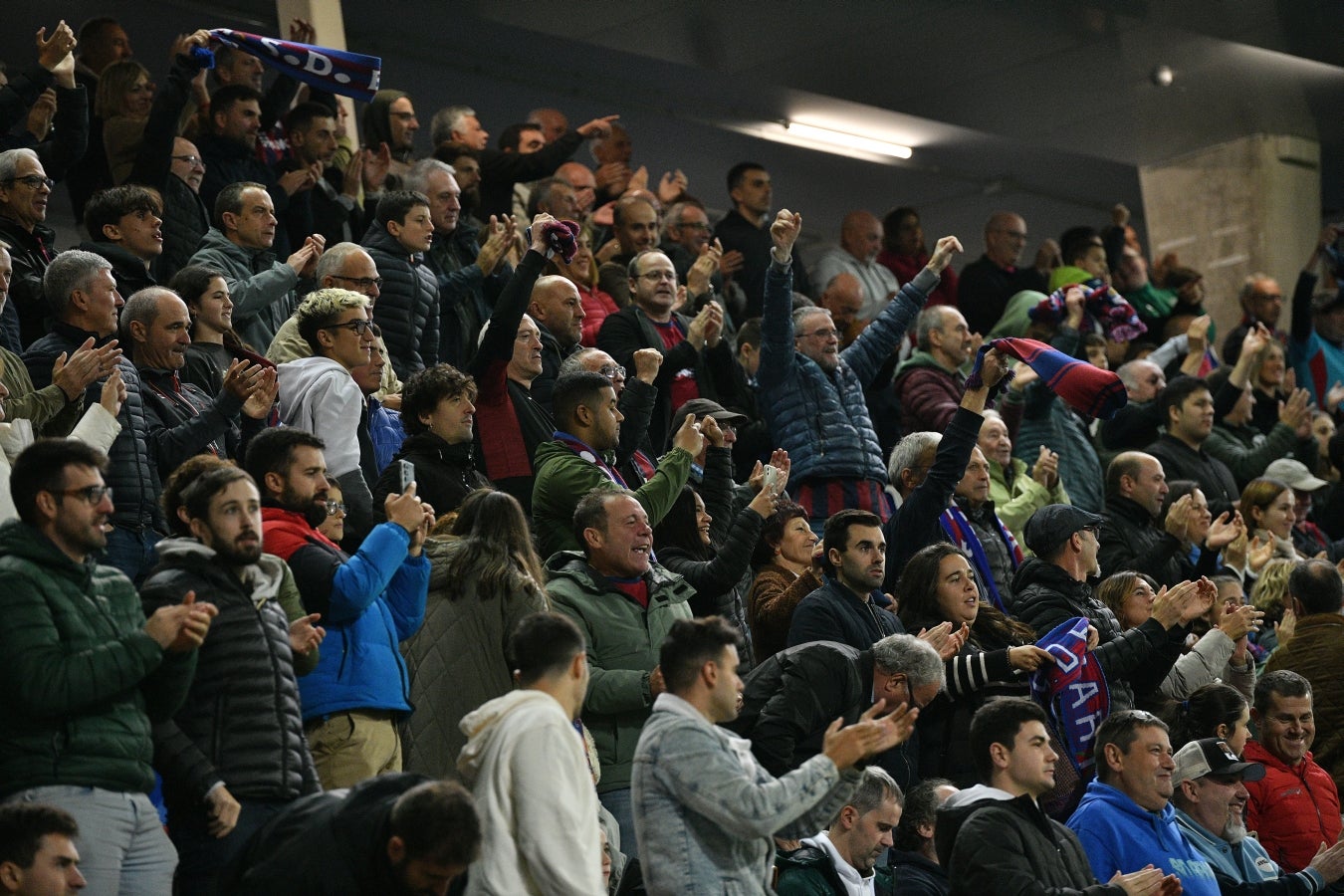 Las mejores imágenes de la &#039;manita&#039; del Eibar al Valladolid