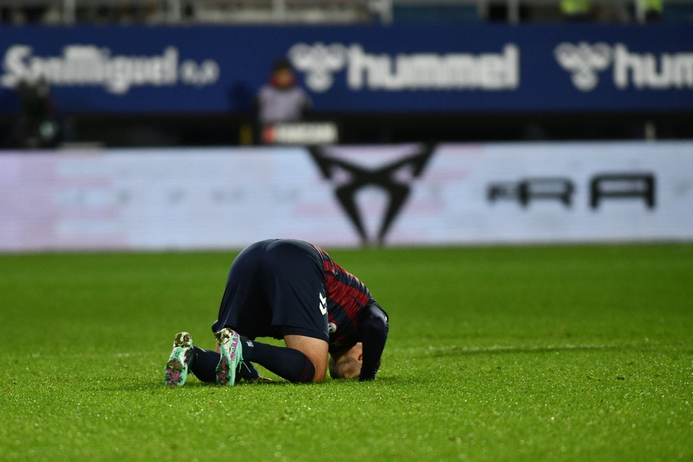 Las mejores imágenes de la &#039;manita&#039; del Eibar al Valladolid