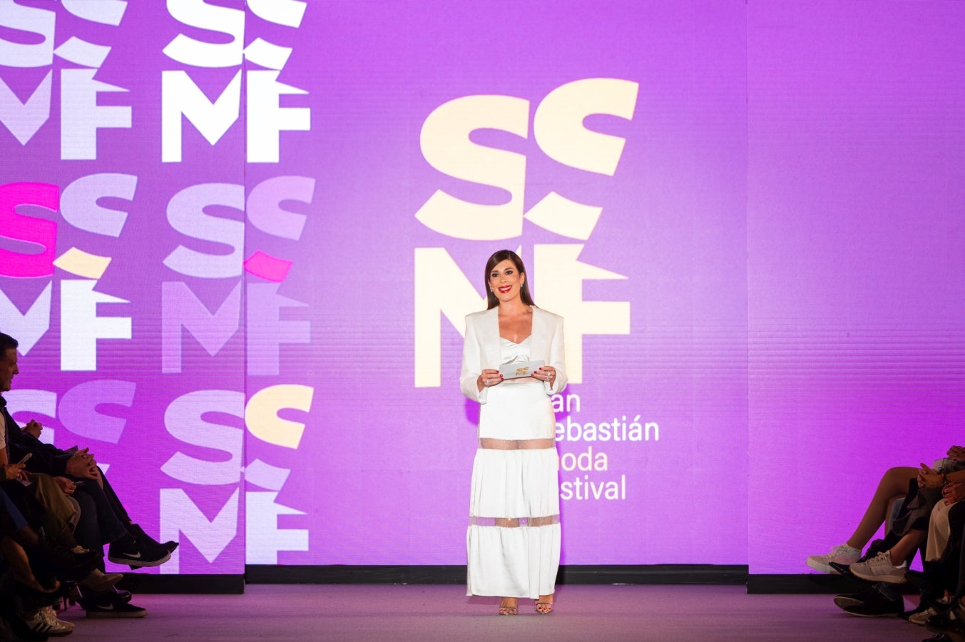 Doble propuesta de Matsu Studio: fiesta y novia