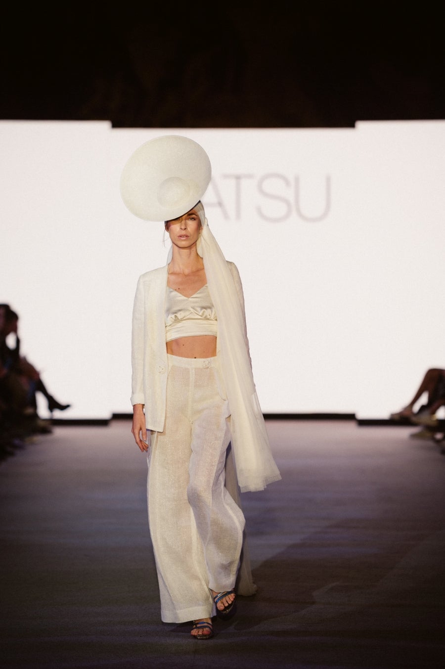 Doble propuesta de Matsu Studio: fiesta y novia