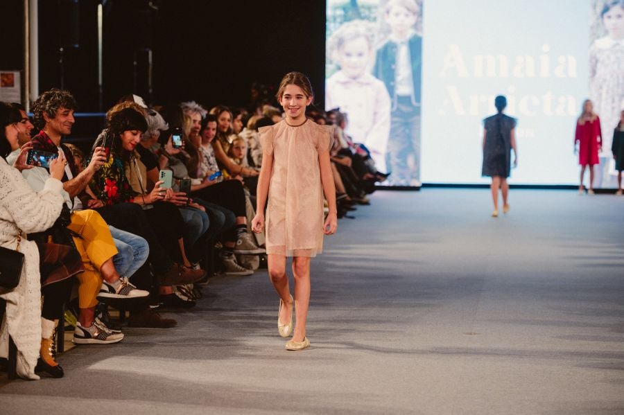 Amaia Arrieta London muestra el otoño y avanza la colección de Navidad