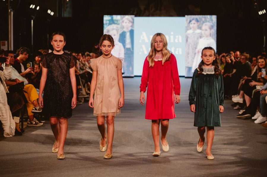Amaia Arrieta London muestra el otoño y avanza la colección de Navidad