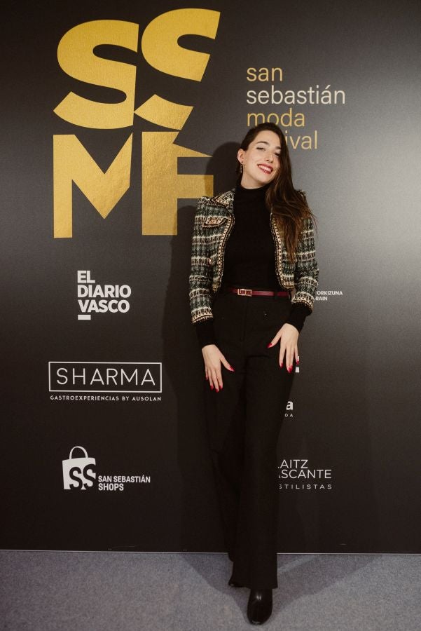 Loreak Mendian fusiona formas atemporales