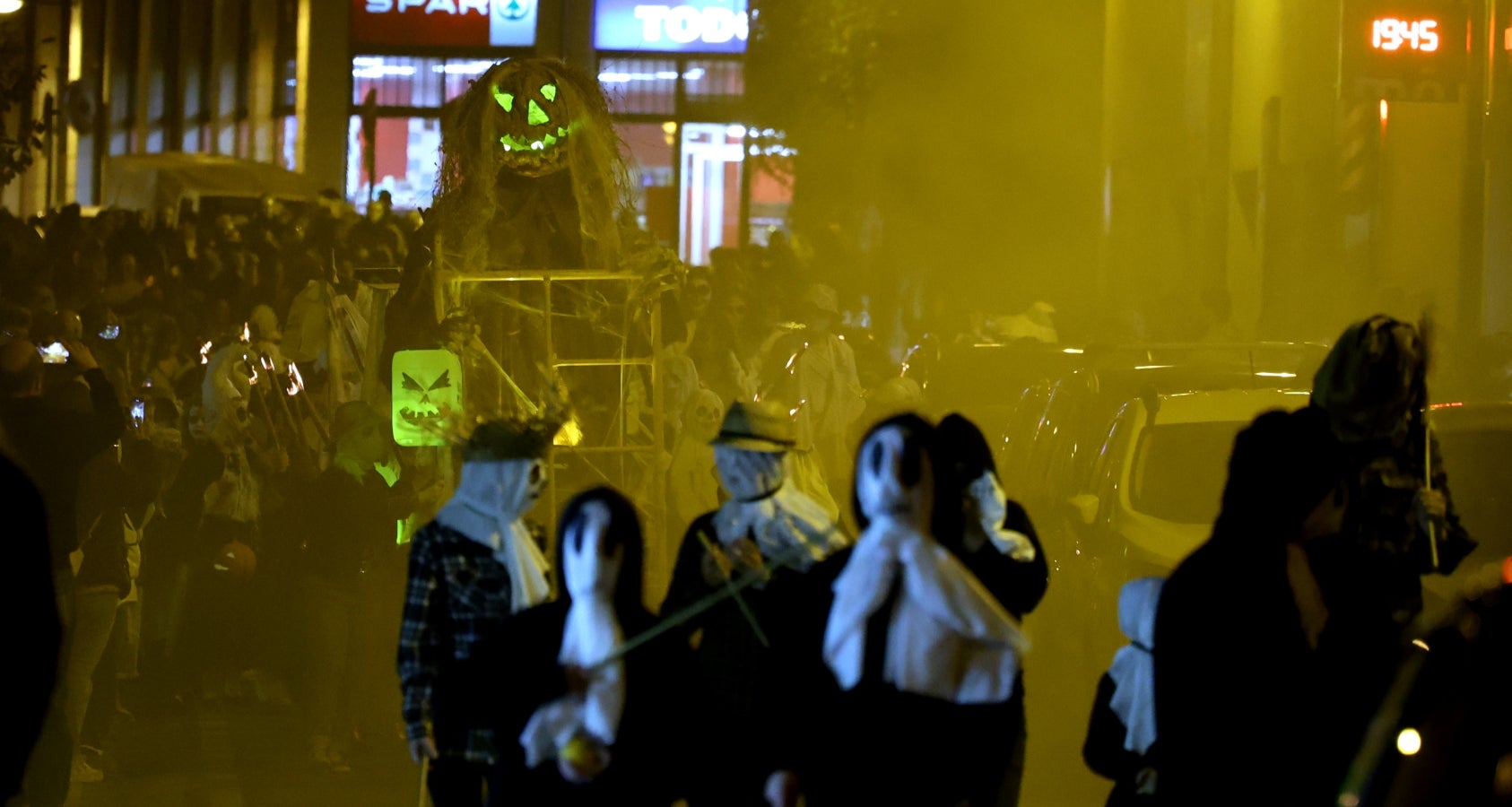 Las mejores fotos de Gau Beltza en Errenteria