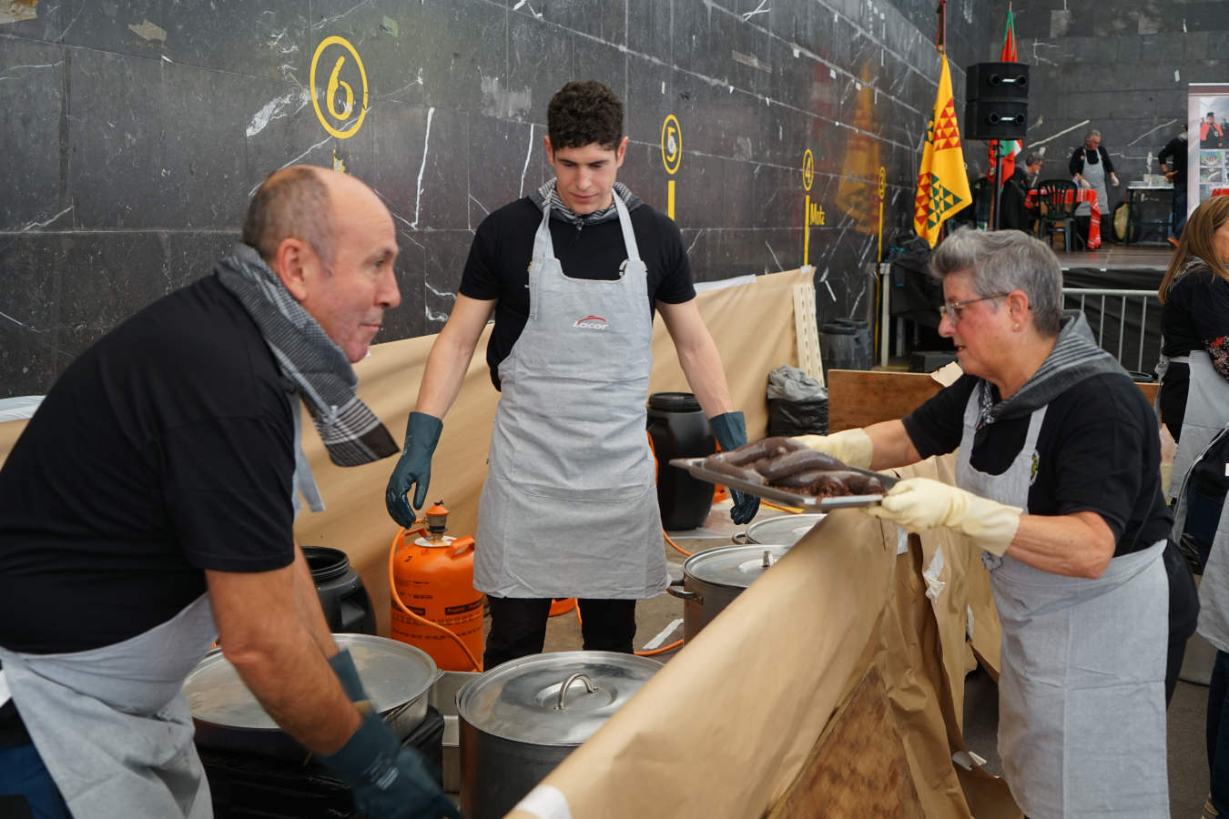 Beasain disfruta de la morcilla