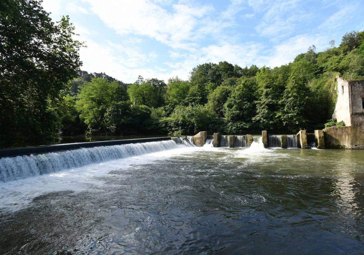 Río Oria donde se proyecta construir el nuevo canal de aguas bravas.