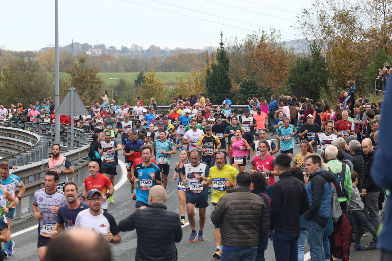 Fotos de la Behobia 2023 a su paso por Gaintxurizketa
