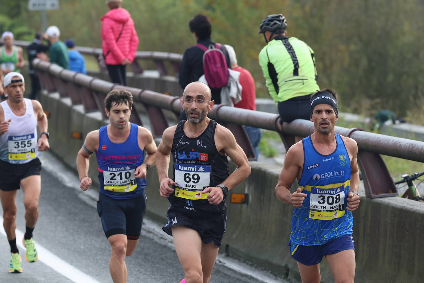 Fotos de la Behobia 2023 a su paso por Gaintxurizketa