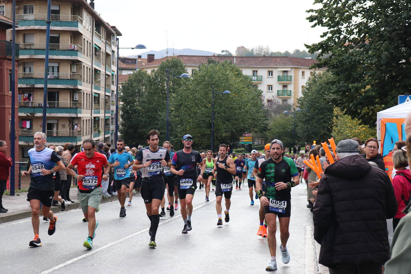 Fotos de la Behobia-San Sebastián 2023 a su paso por Errenteria