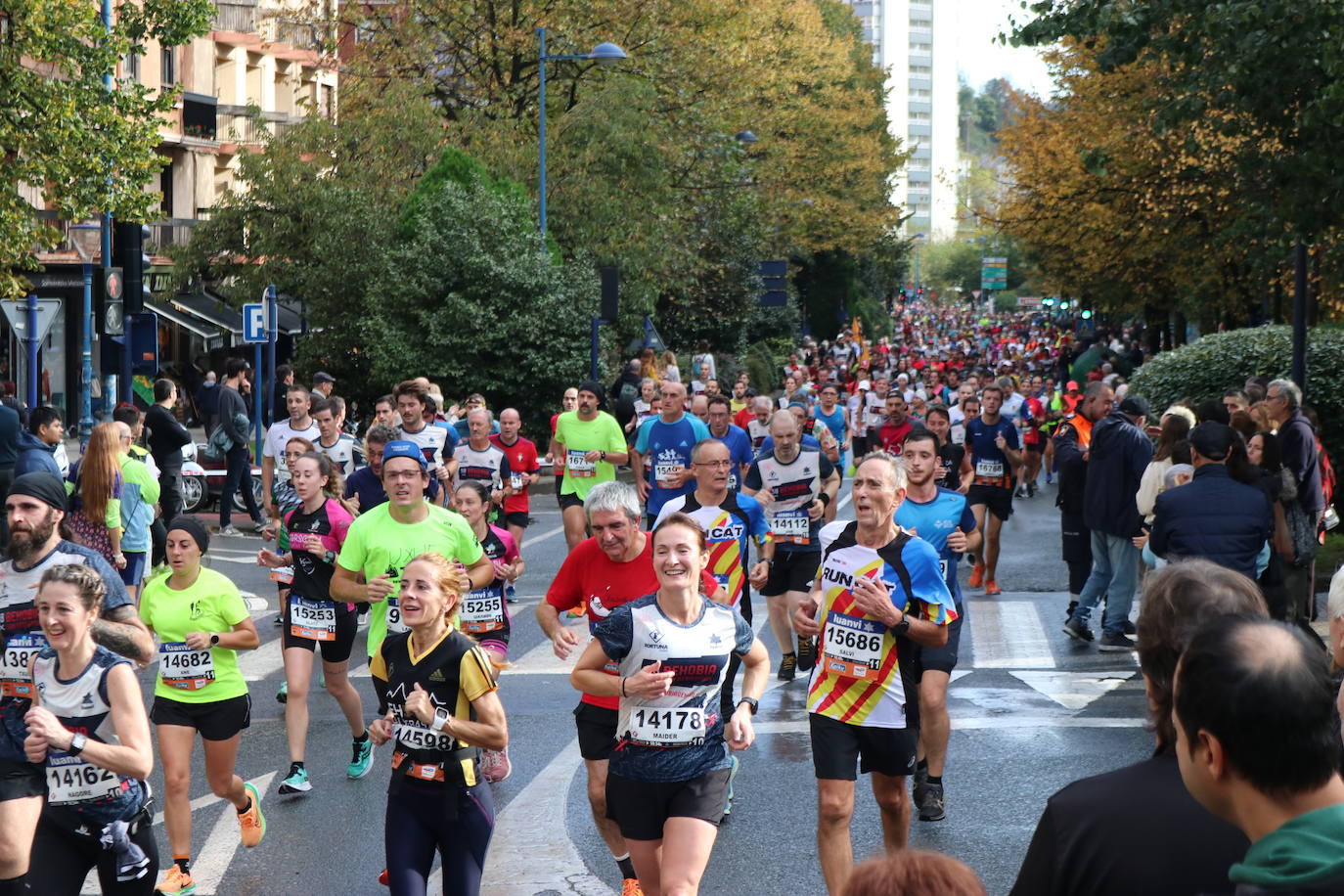 Fotos de la Behobia-San Sebastián 2023 a su paso por Errenteria