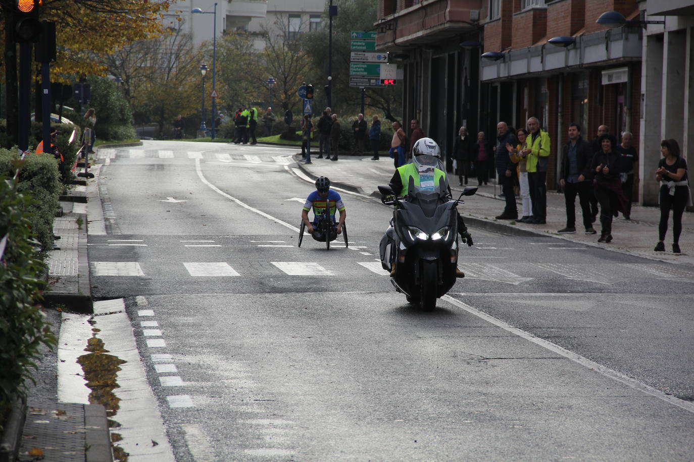 Fotos de la Behobia-San Sebastián 2023 a su paso por Errenteria