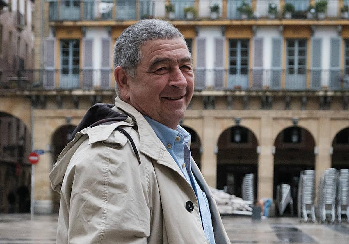 Jon Alonso, Donostian egindako aurkezpenean.