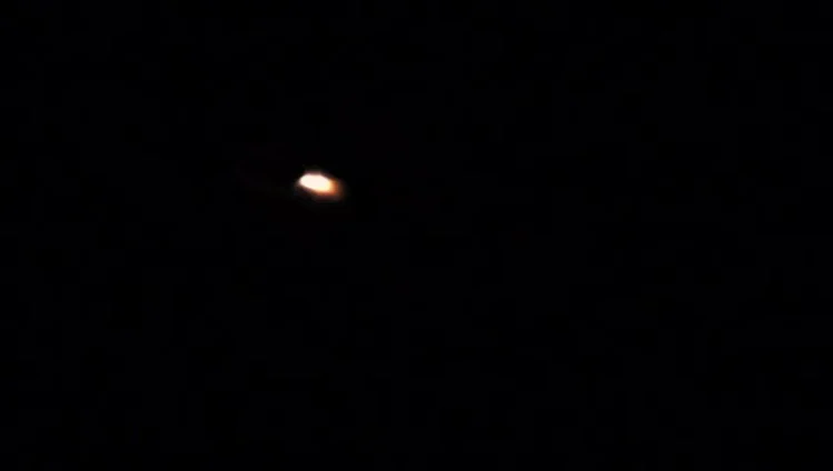 Un extraño objeto volador sobrevuela el cielo de Irun