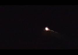 Momento en el que el objetivo volador no identificado ha surcado el cielo de Irun.