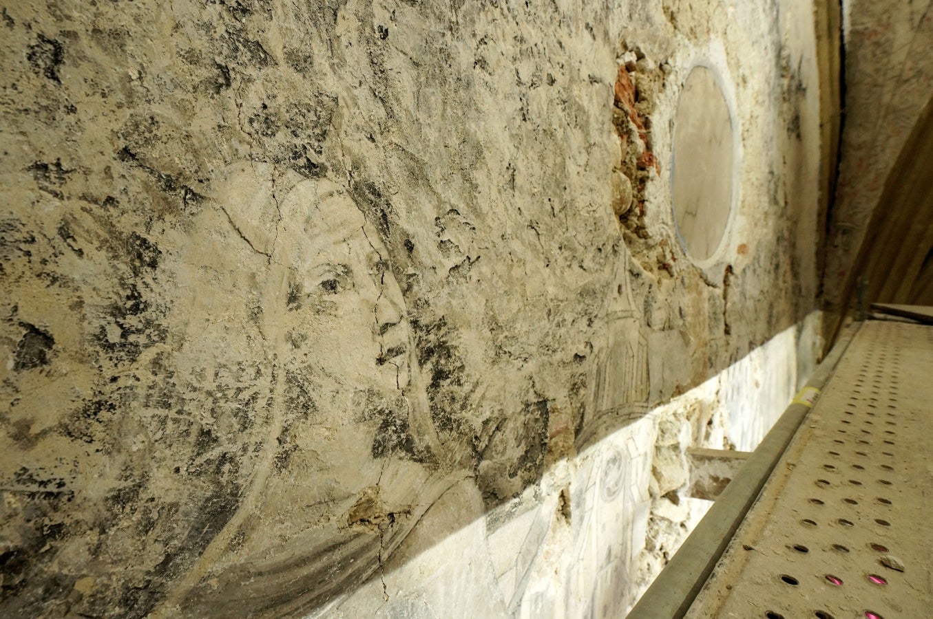 Beasain desvela su mural renacentista