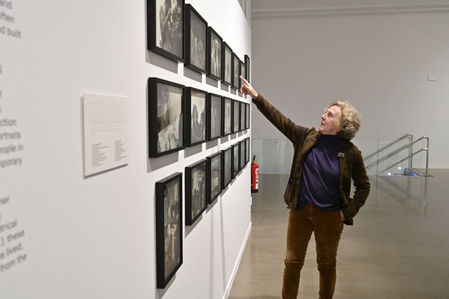 Exposición de fotografías de Isabel Azkarate en Tabakalera | El Diario ...