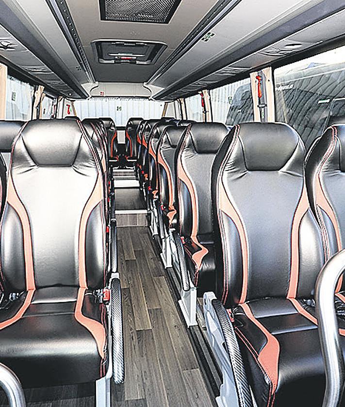 Imagen secundaria 2 - Autocares Aizpurua, elegancia y accesibilidad