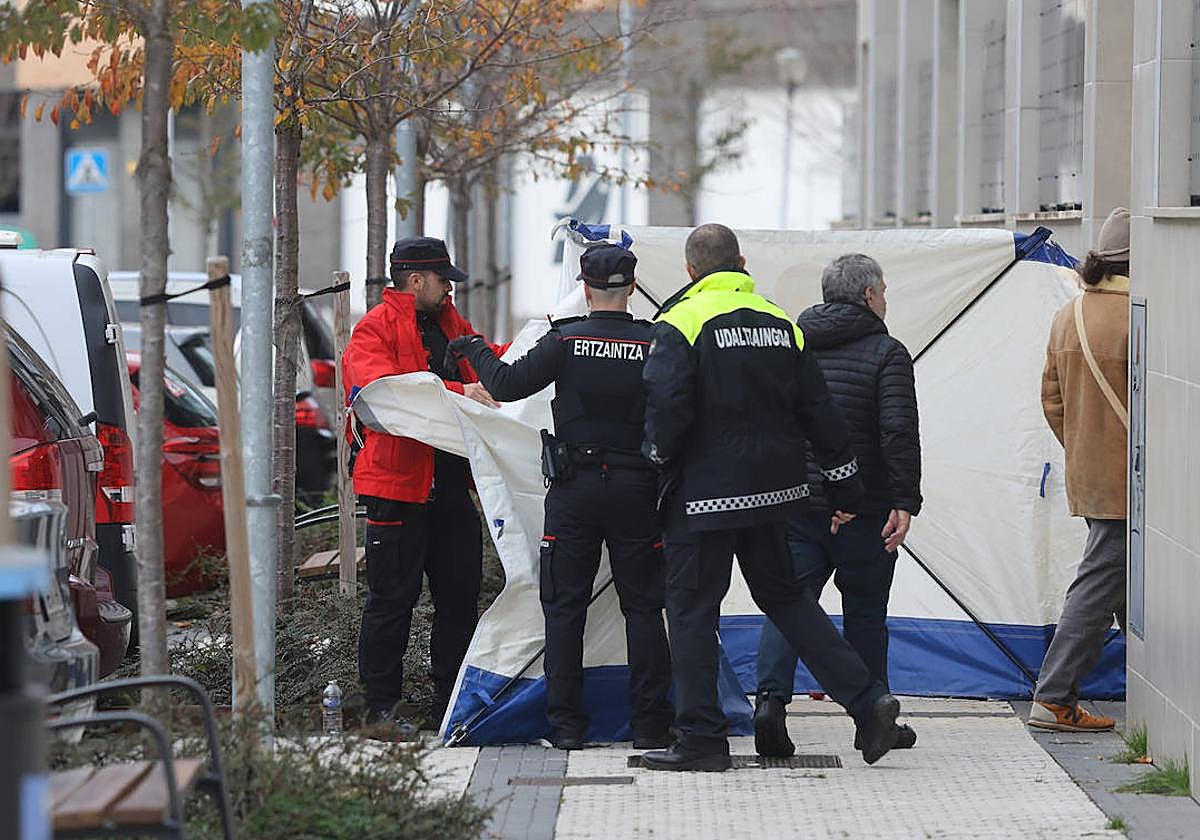 Muere un niño de dos años en Astigarraga tras caer de un tercer piso