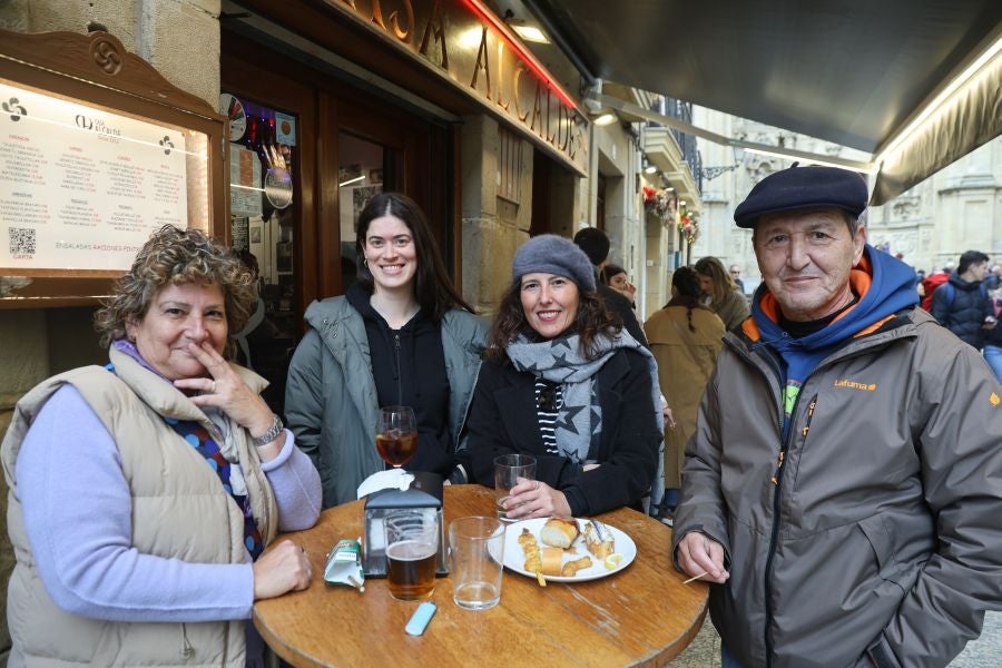 Una Donostia soleada recibe a los turistas