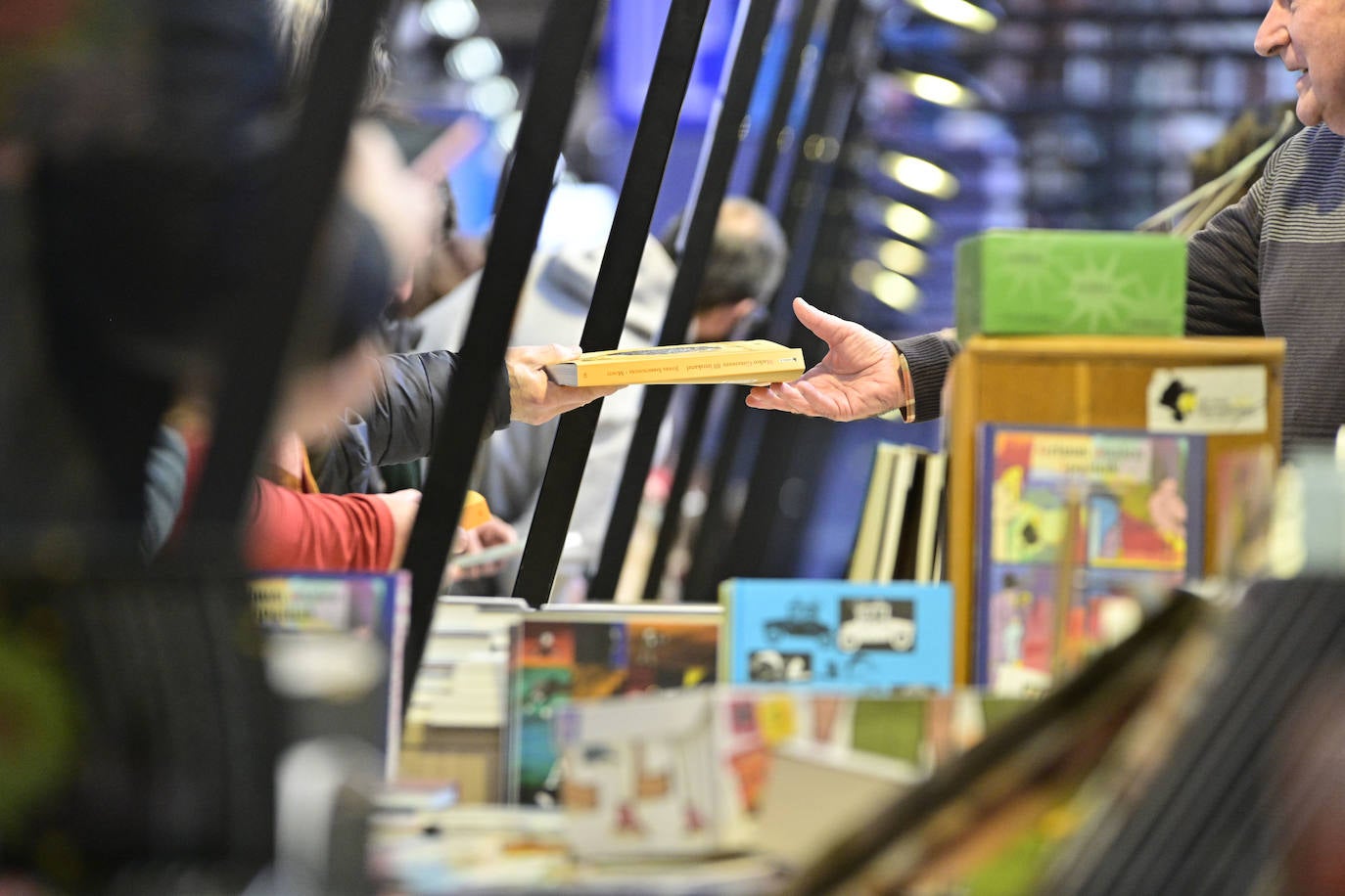 Jendetza azokako hirugarren egunean