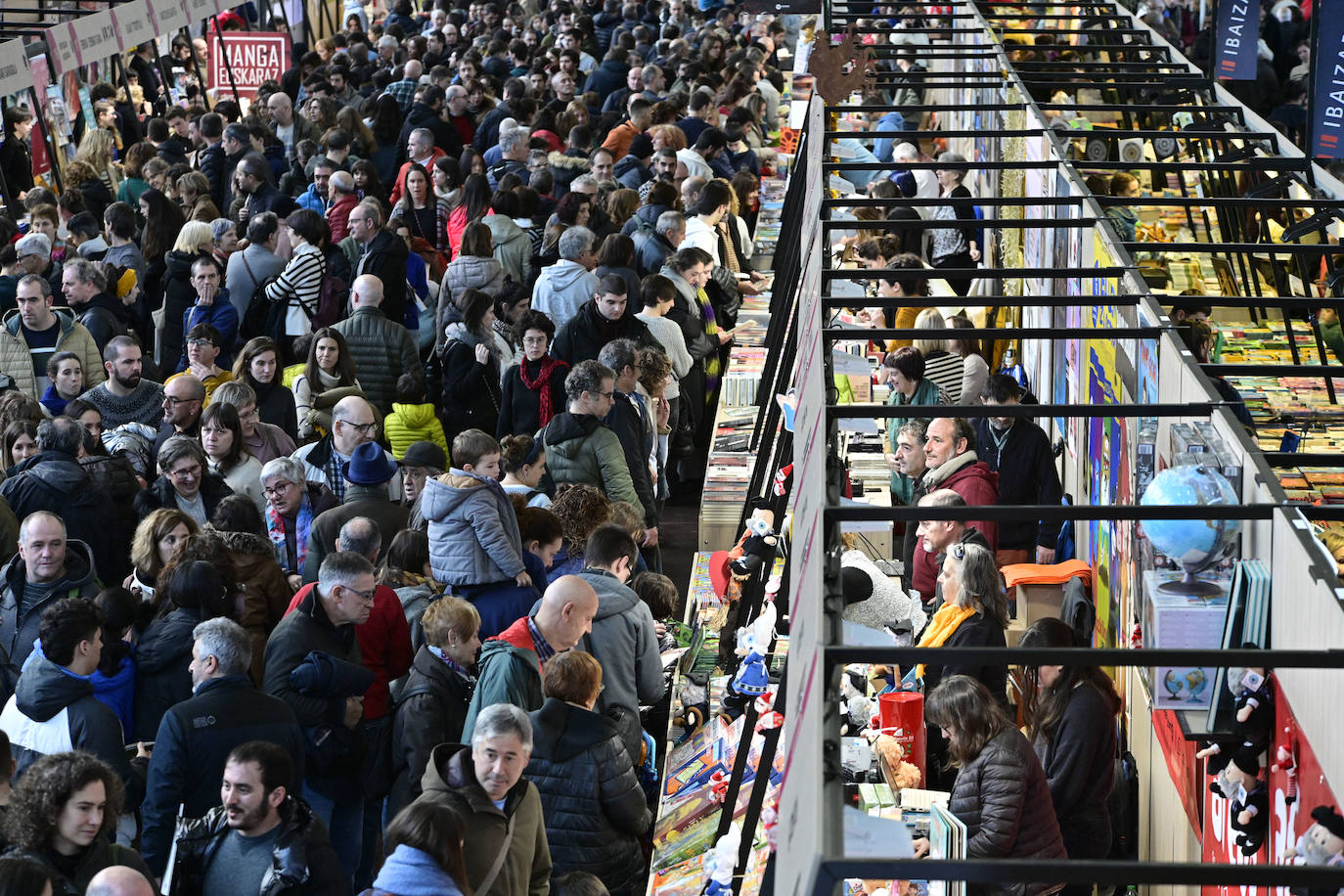 Jendetza azokako hirugarren egunean