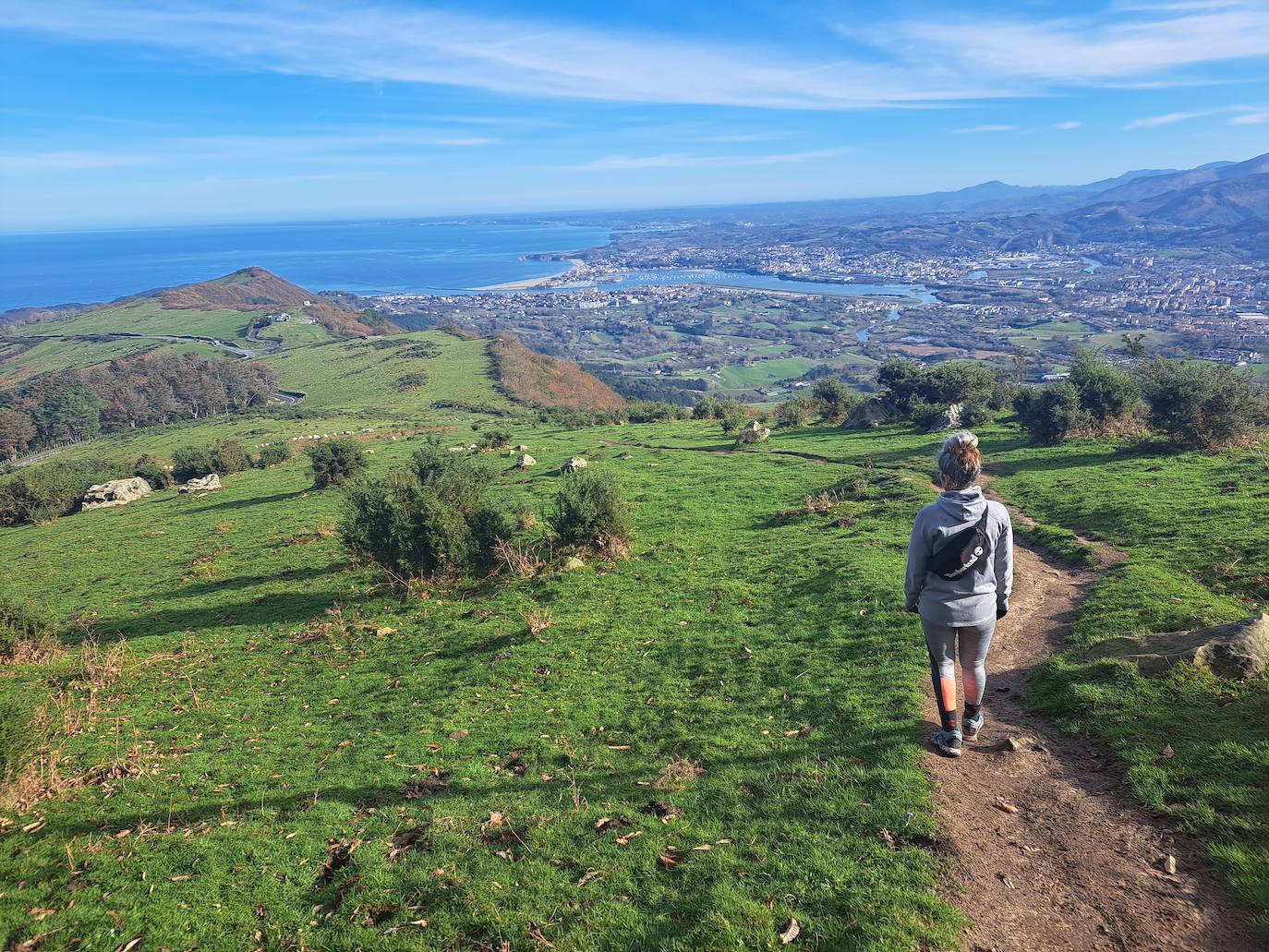 Un monte para mirar al mar