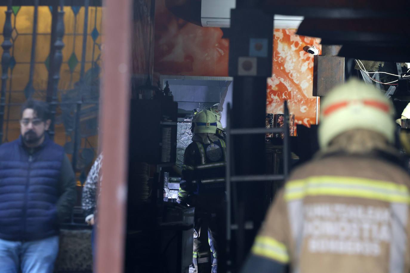 Incendio en el bar Senra de la Parte Vieja de Donostia