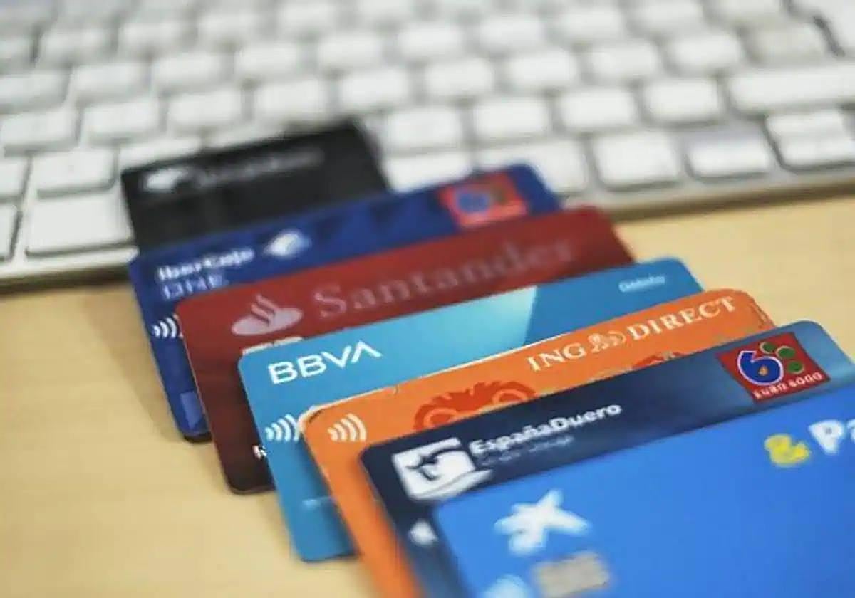 Así te la puede jugar tu banco si usas una tarjeta de crédito para pagar tus compras