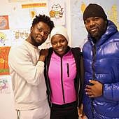 «Nos buscamos durante ocho años por África y nos hemos reunido en Oñati»