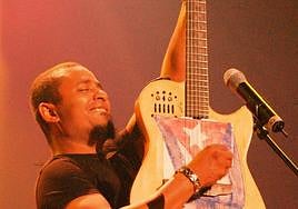 Polito Ibáñez presentará un concierto acústico.