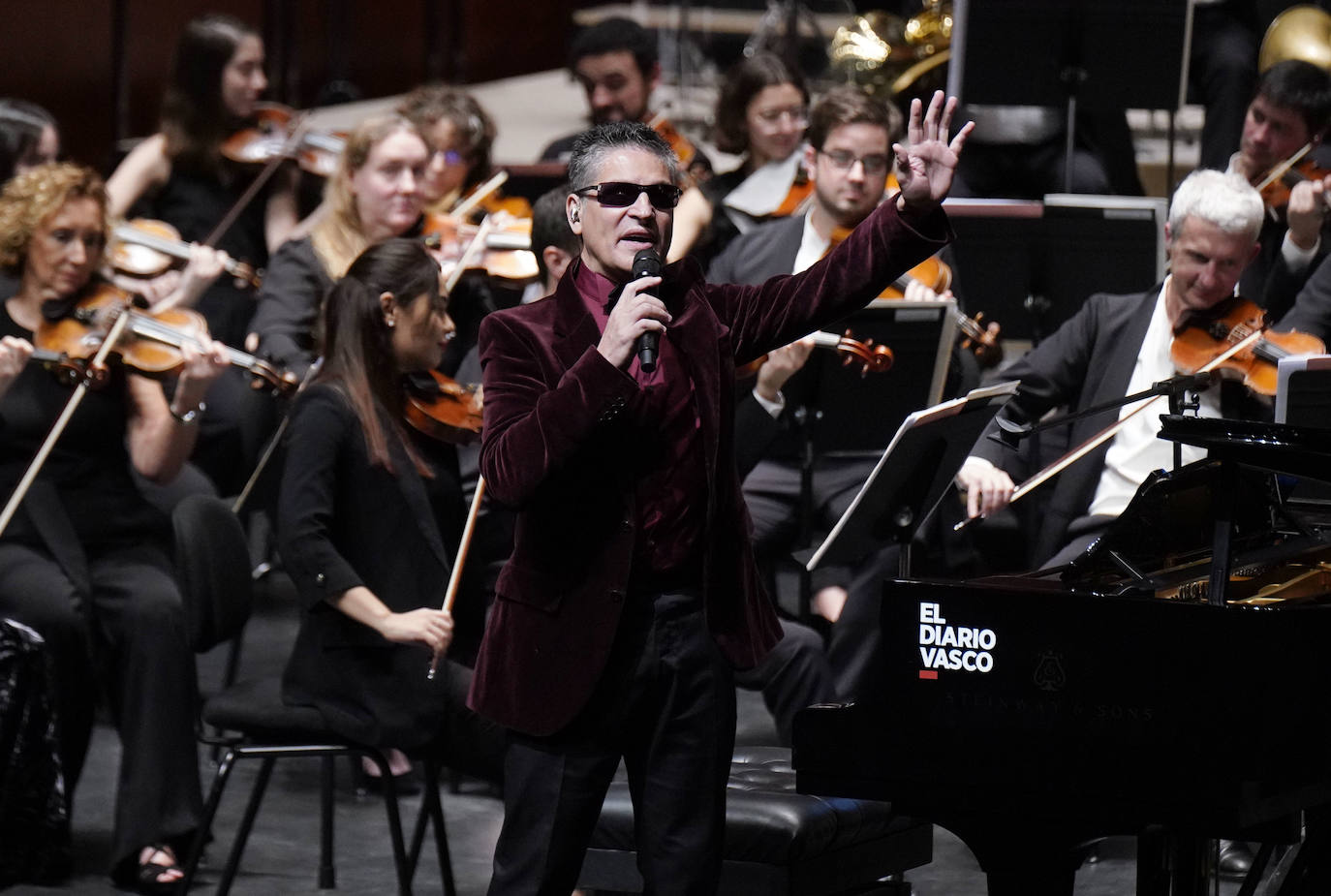 Un Kursaal repleto disfrutó con el concierto