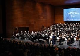 Un Kursaal repleto disfrutó con el concierto