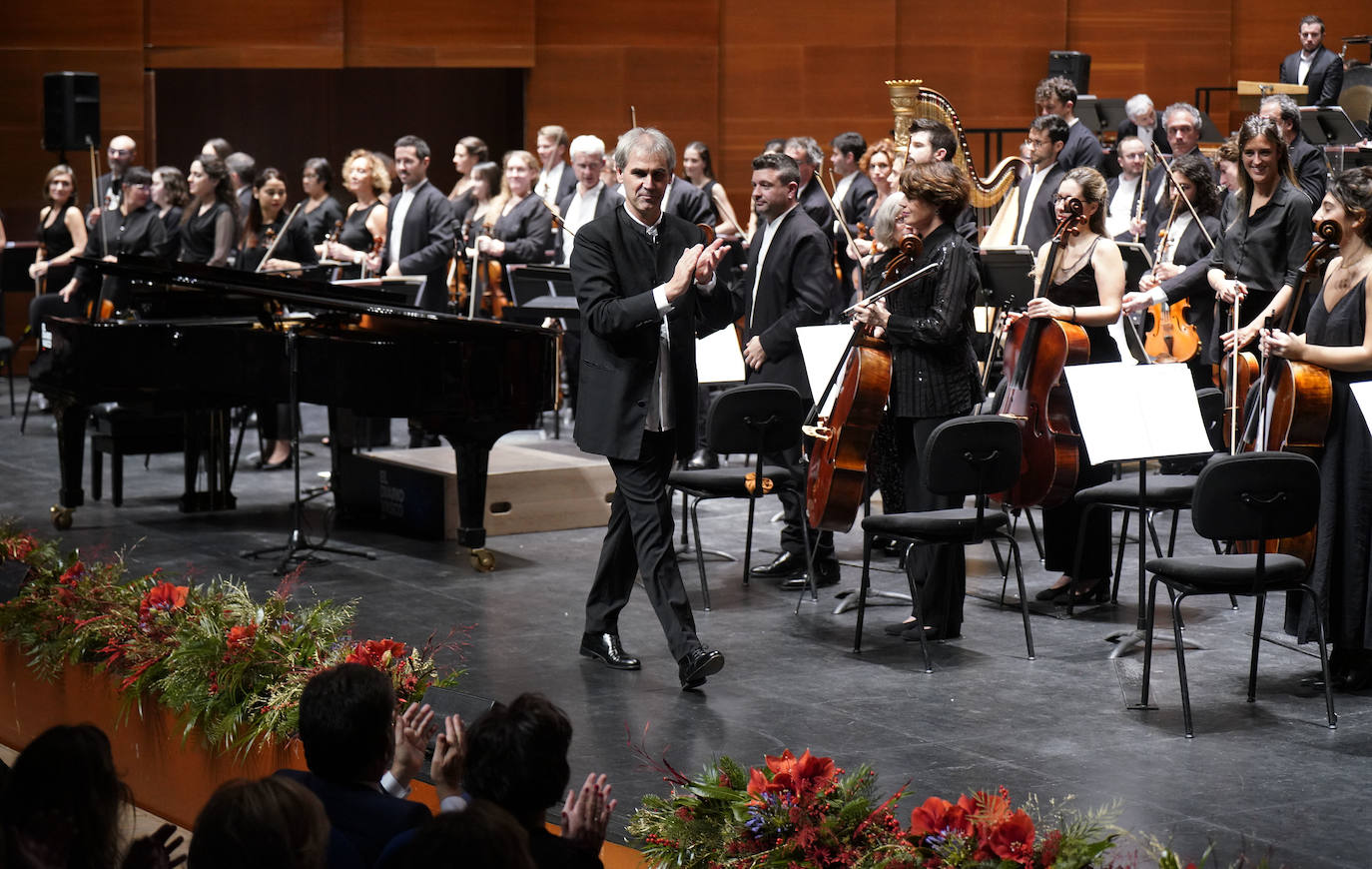 Un Kursaal repleto disfrutó con el concierto