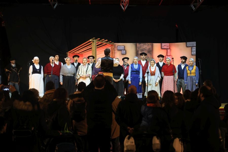 Las mejores imágenes del paso de Olentzero por Irun