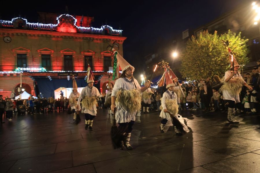 Las mejores imágenes del paso de Olentzero por Irun