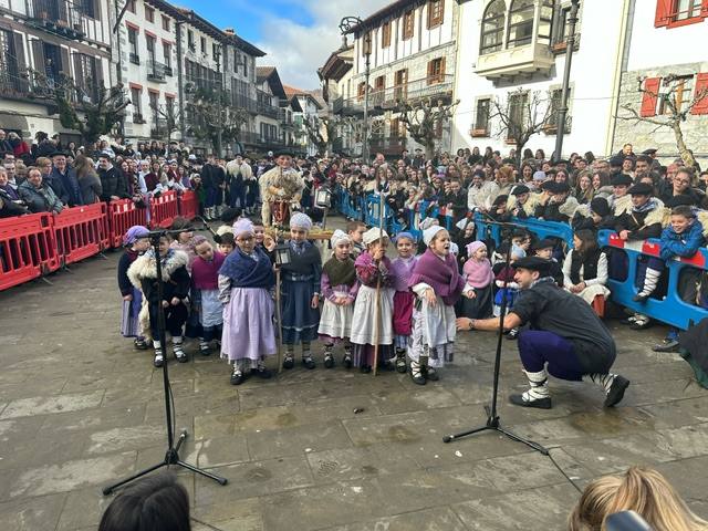 Tradicional concurso de Oletzeros y belenes en Lesaka.