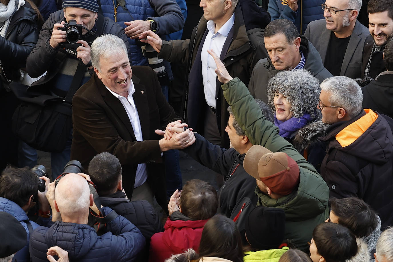 Asiron, nuevo alcalde de Pamplona en un clima de tensión