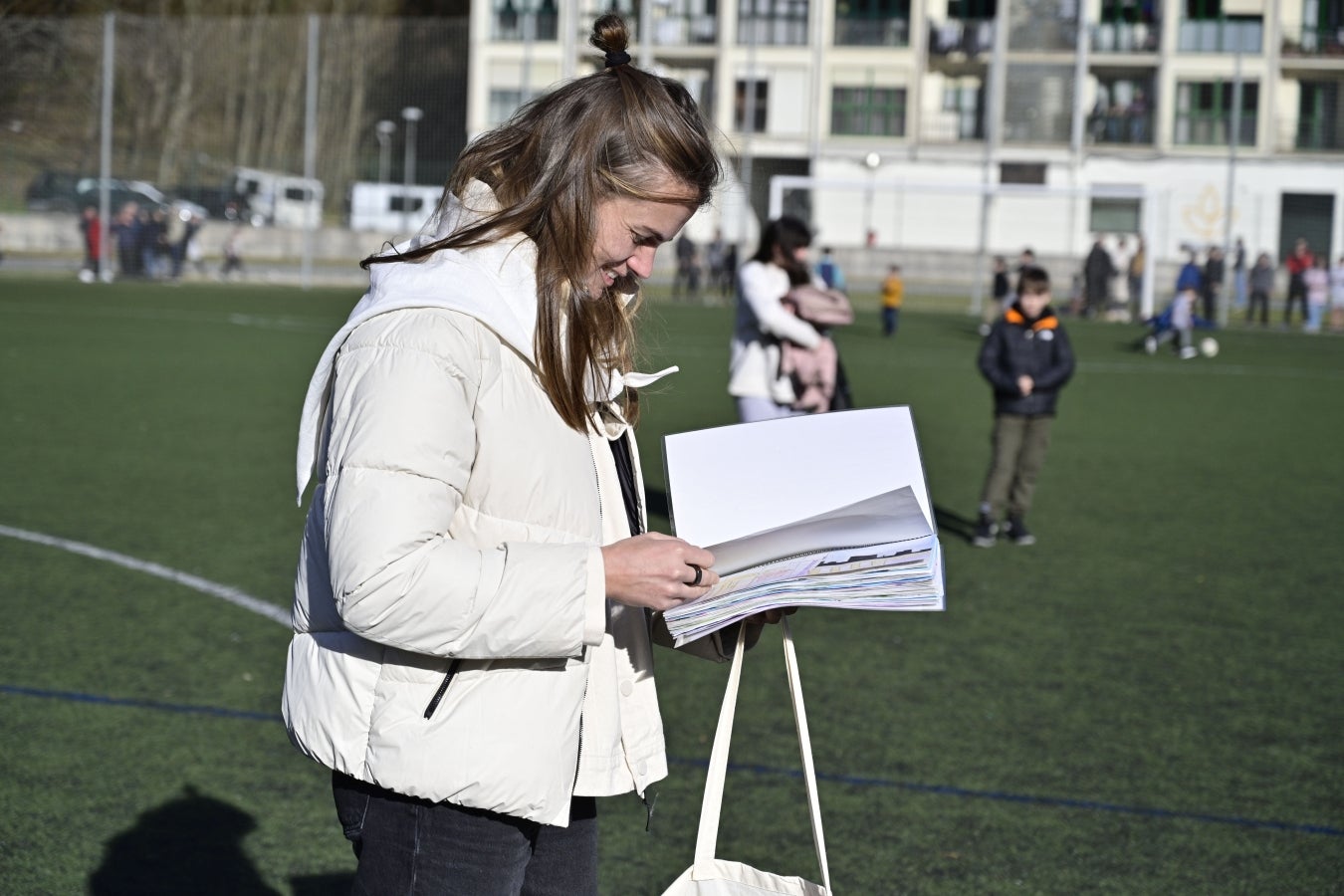 Caluroso homenaje a Irene Paredes en Legazpi