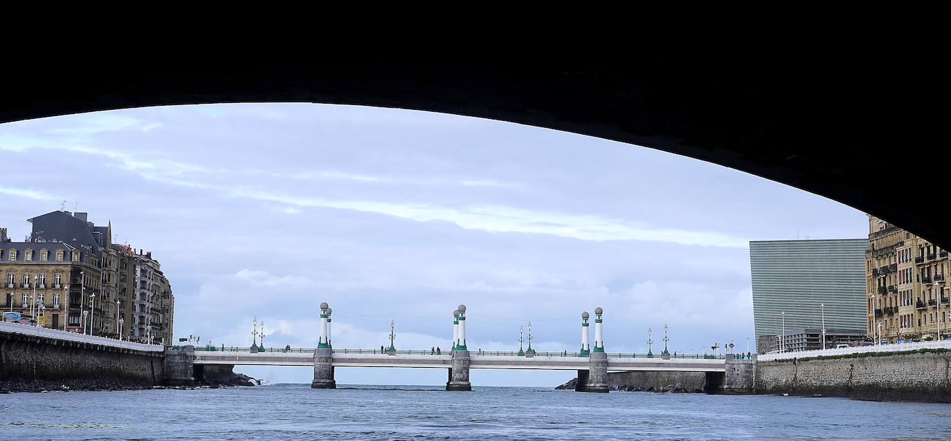 Fotos: Paseos solidarios por el Urumea