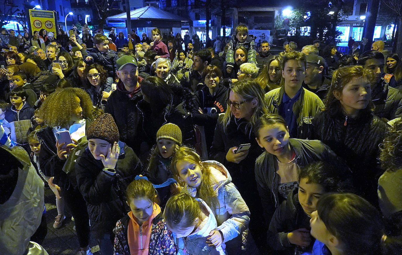 Fotos: Los Reyes Magos llegan de magia Errenteria