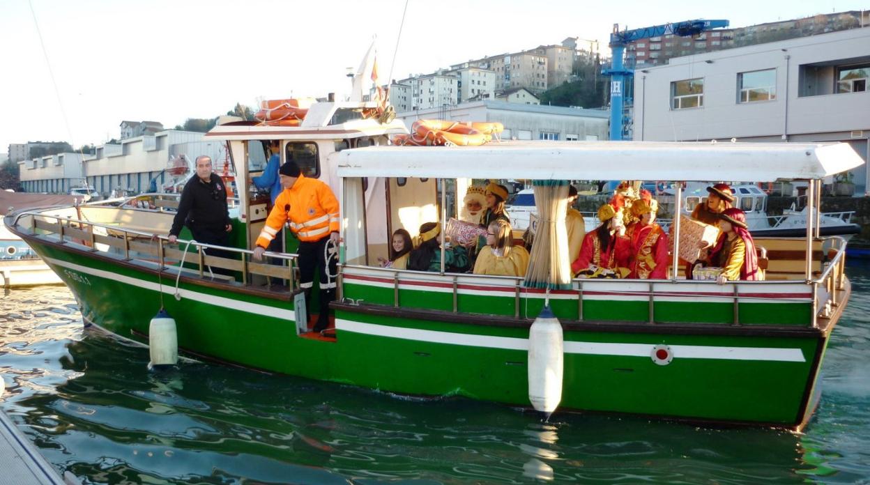 Melchor, Gaspar y Baltasar llegarán a bordo de una embarcación al muelle del Hospitalillo, en Trintxerpe. 