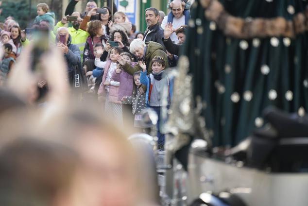 Fotos: Los Reyes reparten ilusión por Donostia